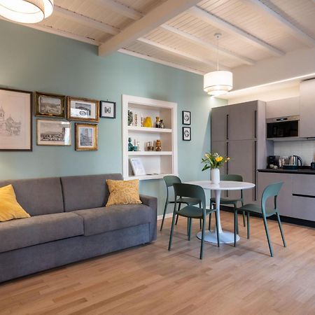 La Farfalla Blu - Boutique Apartment ベルガモ エクステリア 写真