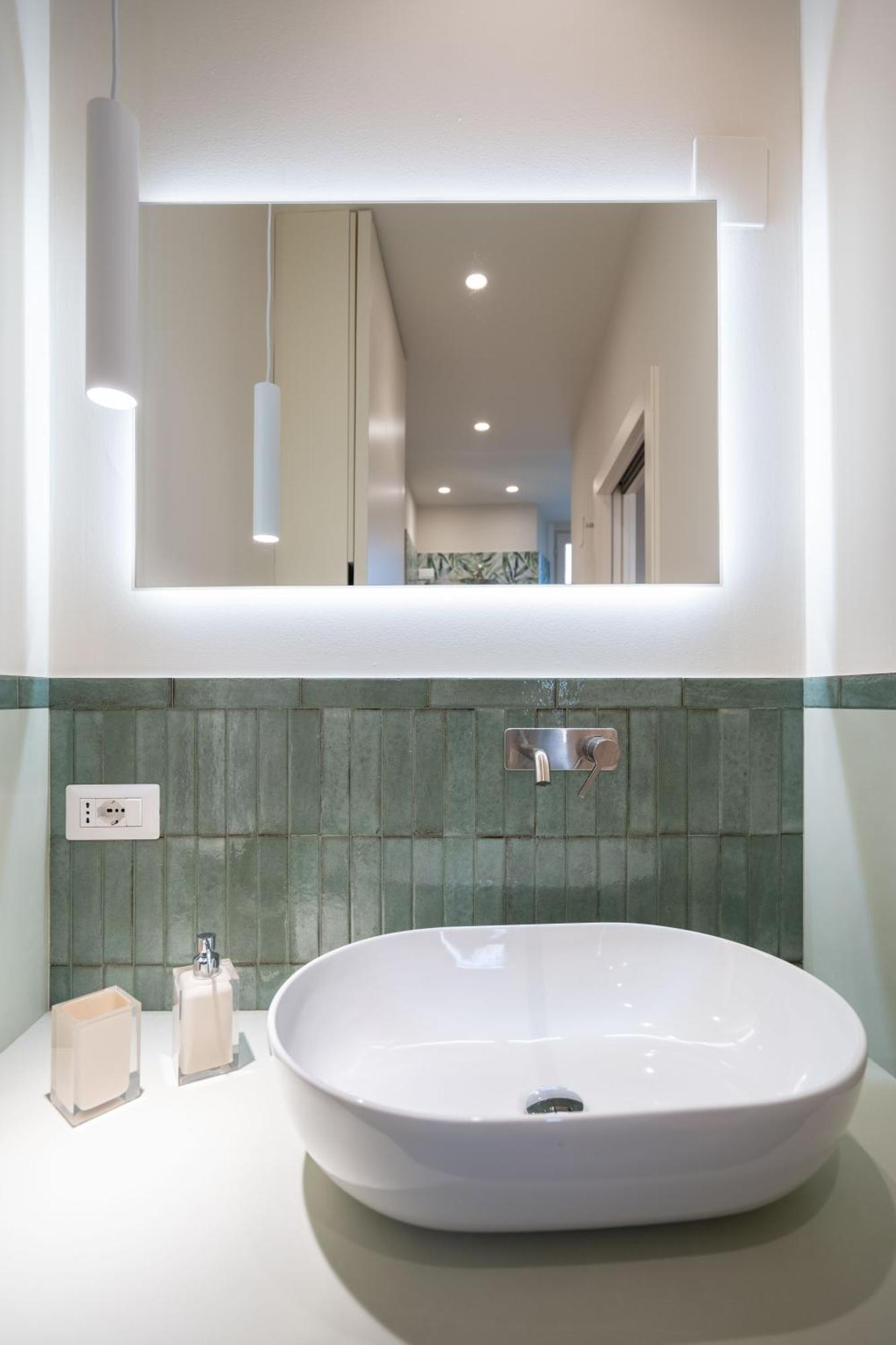La Farfalla Blu - Boutique Apartment ベルガモ エクステリア 写真