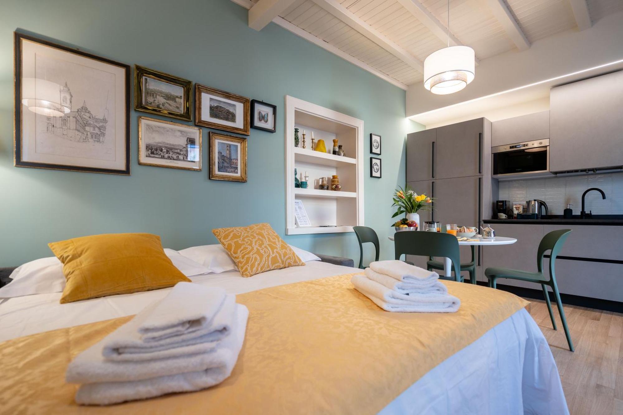 La Farfalla Blu - Boutique Apartment ベルガモ エクステリア 写真